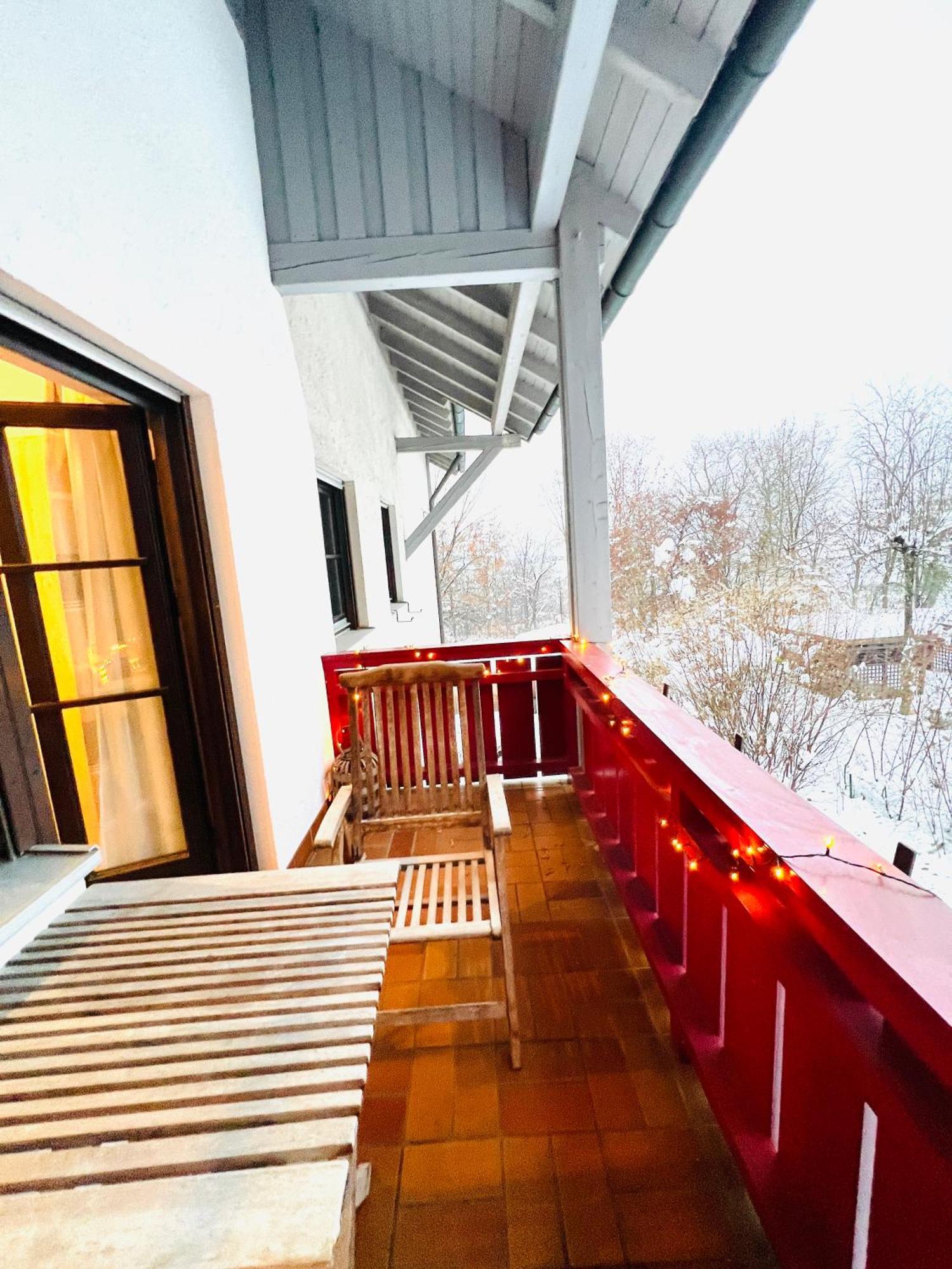 Wunderschoenes Apartment Mit Bademantelgang Zur Wohlfuehltherme Бад Грисбах Екстериор снимка
