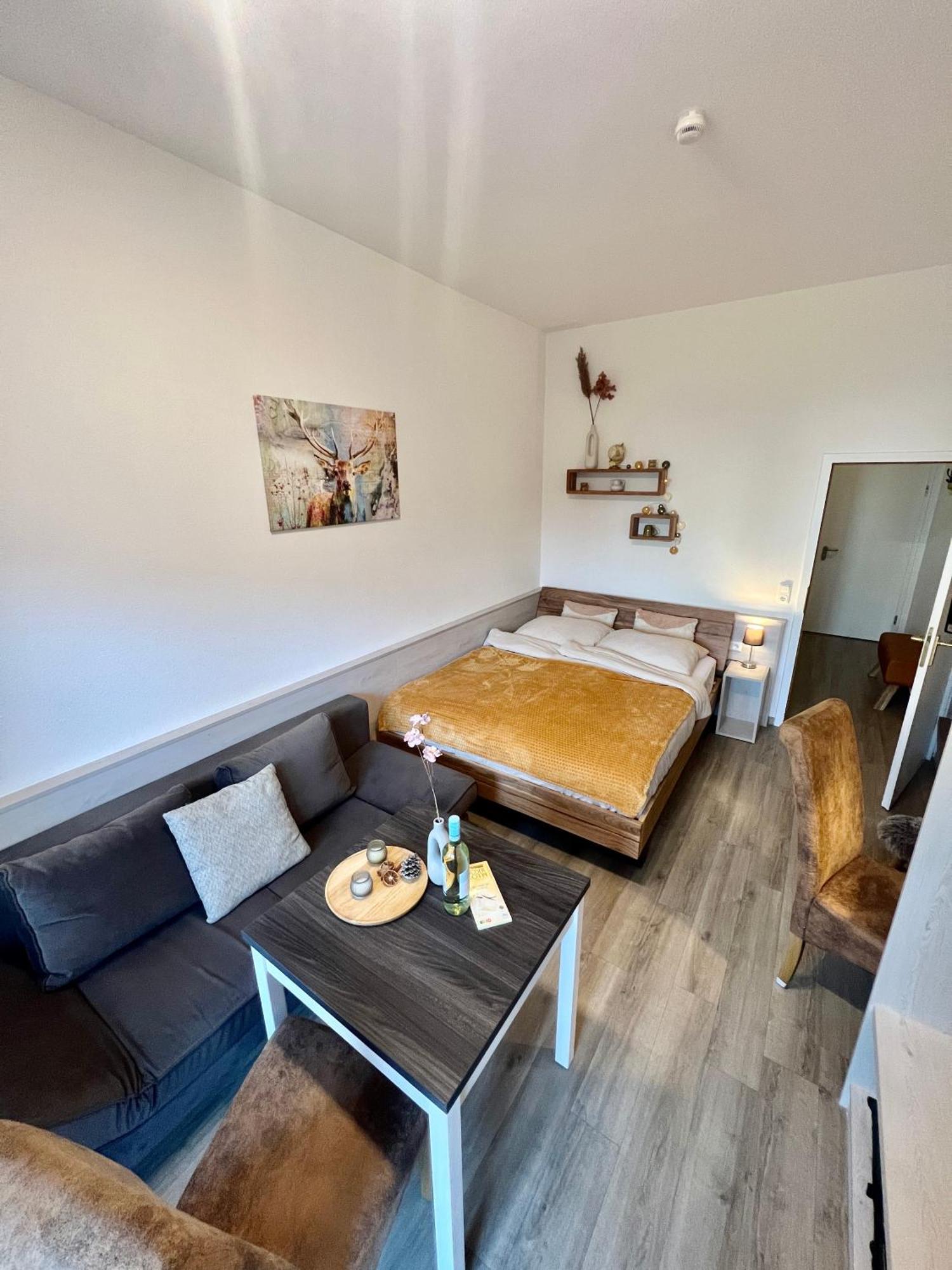 Wunderschoenes Apartment Mit Bademantelgang Zur Wohlfuehltherme Бад Грисбах Екстериор снимка