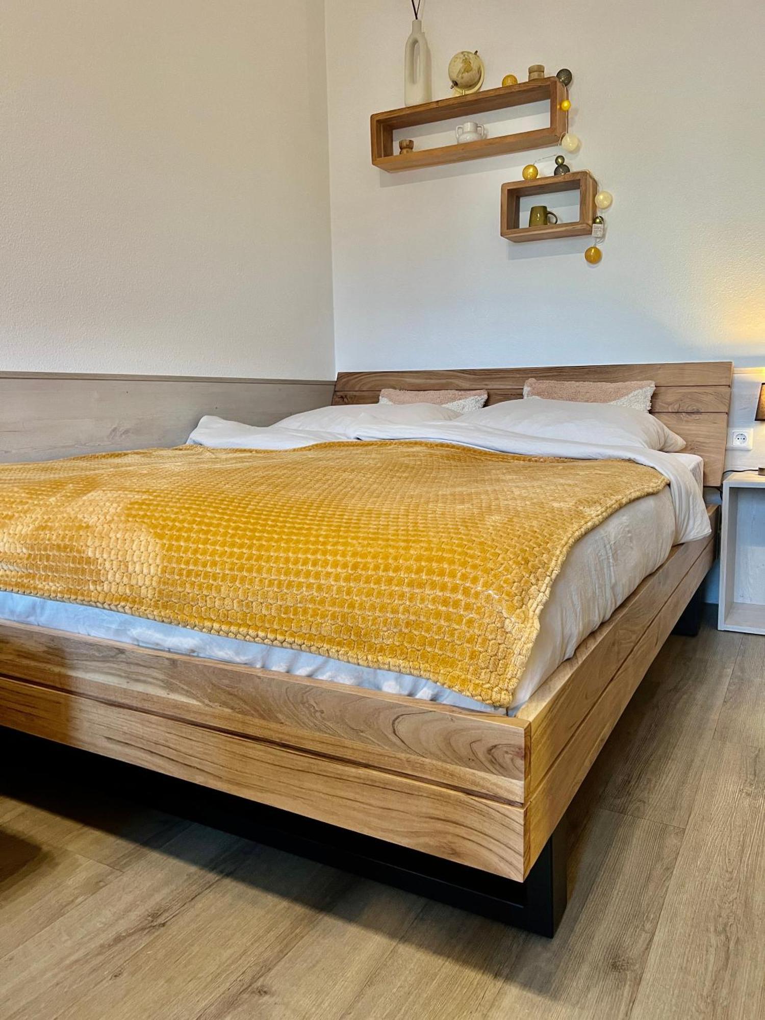Wunderschoenes Apartment Mit Bademantelgang Zur Wohlfuehltherme Бад Грисбах Екстериор снимка